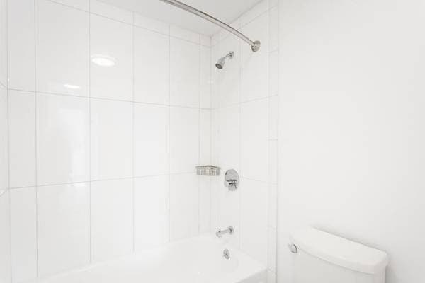 1BR/1BA Apartment on O'Farrell Street · San Francisco photo 5