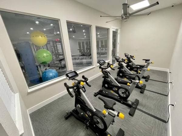 1BR/1BA Apartment on Owens Drive · Pleasanton photo 3