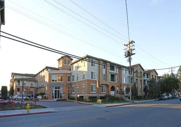 2BR/2BA Apartment on Lewis Road · San Jose photo 2