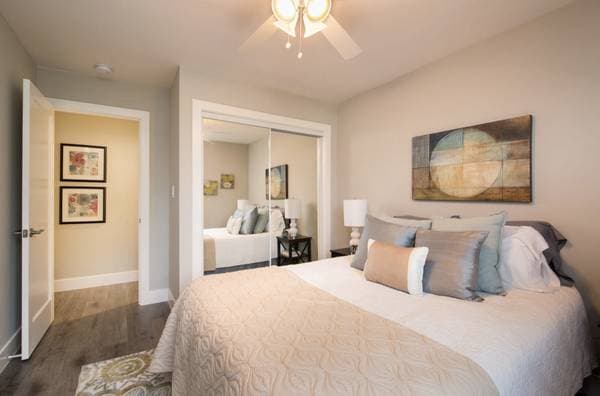 3BR/2BA Apartment on Harder Rd. · Hayward photo 2