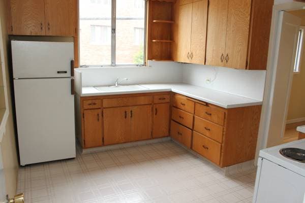 897 Walker Avenue, Oakland, CA 94610 photo 4