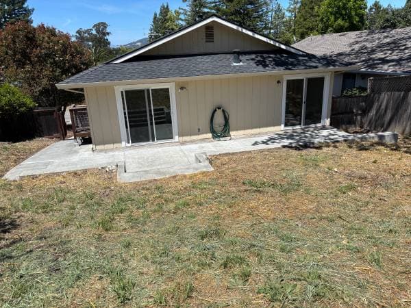 2BR/1BA Duplex · Cotati photo 2