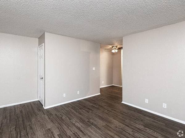 1BR/1BA Apartment on Peach Tree Drive · Fairfield photo 2