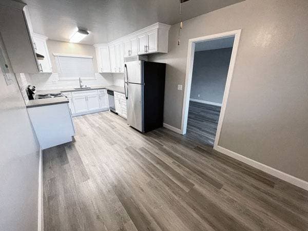 2BR/2BA Apartment on California St · Los Altos photo 3