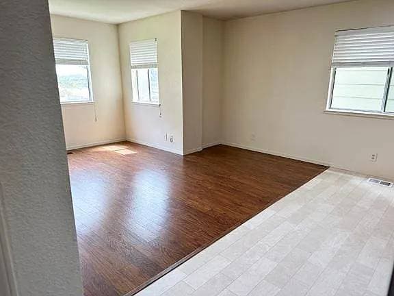 Spacious and Bright 3 Bed, 3 Bath Westlake Home photo 5
