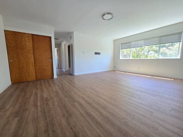 2BR/1BA Apartment on San Joaquin Street · Richmond photo 2