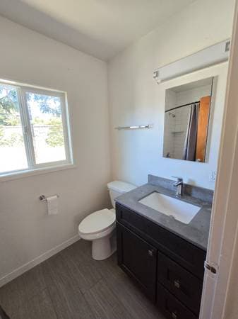 2BR/1BA Apartment on San Joaquin Street · Richmond photo 4