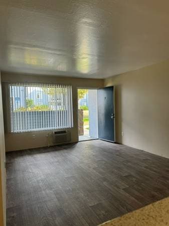 Apartments on Branham Ln Near Meridian Avenue · San Jose photo 3
