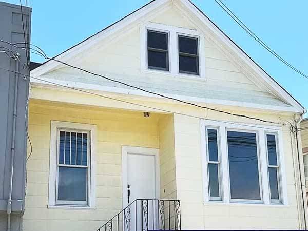 Houses on Huron Ave · Daly City photo 1