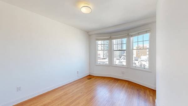 1BR/1BA Apartment on California St · San Francisco photo 2