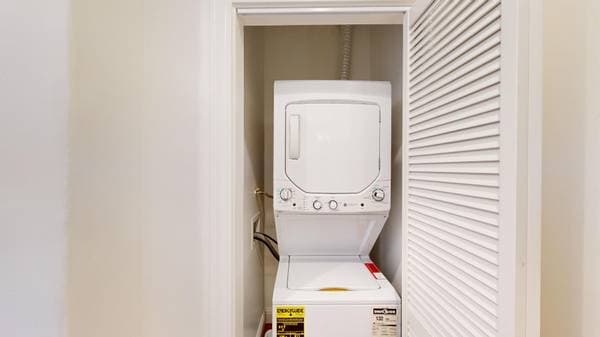 1BR/1BA Apartment on California St · San Francisco photo 4