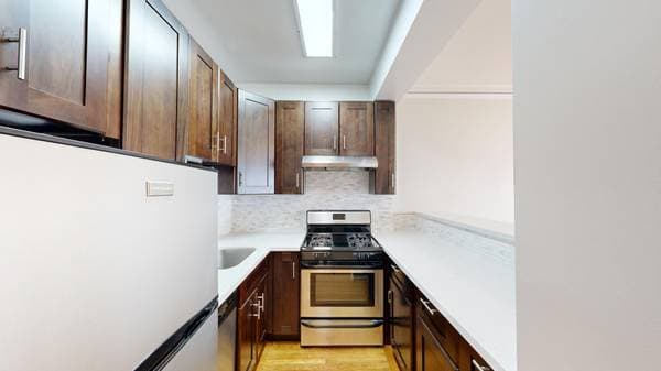 2BR/1BA Apartment on Clay · San Francisco photo 2