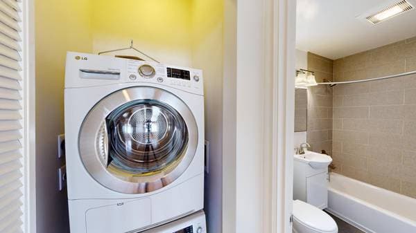 2BR/1BA Apartment on Clay · San Francisco photo 5
