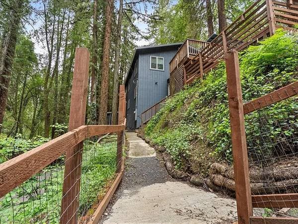 2BR/1BA Apartment on Canyon 1 Road · Guerneville photo 3