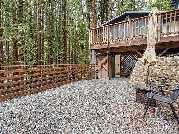 2BR/1BA Apartment on Canyon 1 Road · Guerneville photo 4
