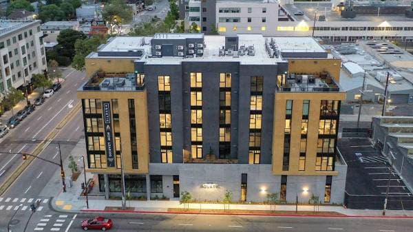 2BR/2BA Apartment on San Pablo Ave · Berkeley photo 3