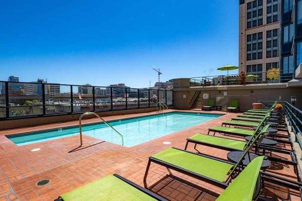 1BR/1BA Apartment on O'Farrell Street · San Francisco photo 1