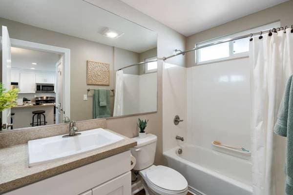 1BR/1BA Apartment on Fremont Blvd · Fremont photo 4