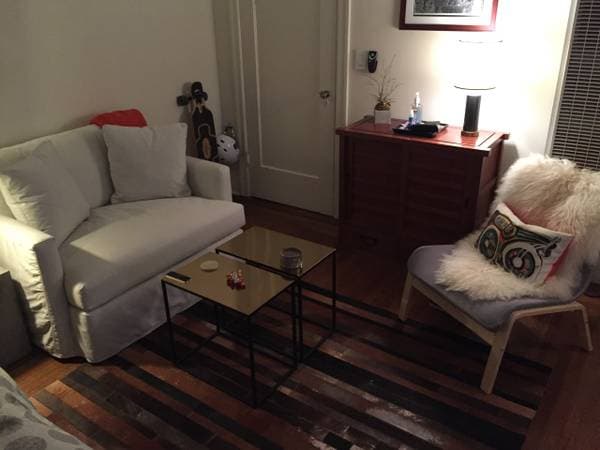 Apartments on Bay Place · Oakland photo 2