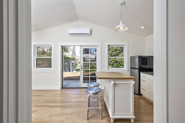 1BR/1BA Single Family House on Le Roy Ave · Berkeley photo 2