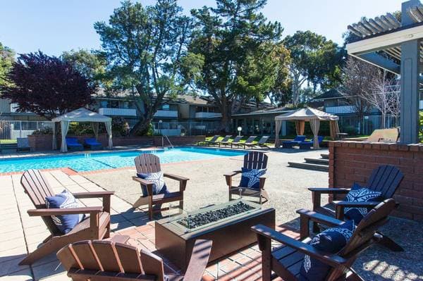 2BR/2BA Apartment on Shell Boulevard · San Mateo photo 5