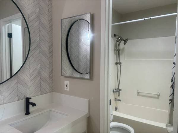 Condos on Maple Court · Novato photo 3