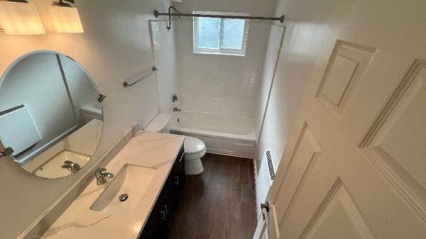 2BR/2BA Apartment on Shell Boulevard · San Mateo photo 3
