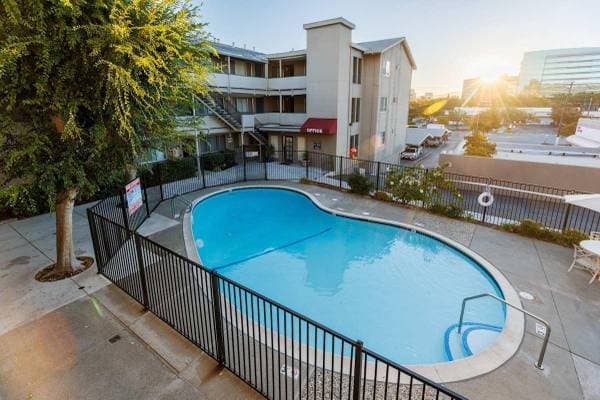 2BR/1BA Apartment on N Main St · Walnut Creek photo 4