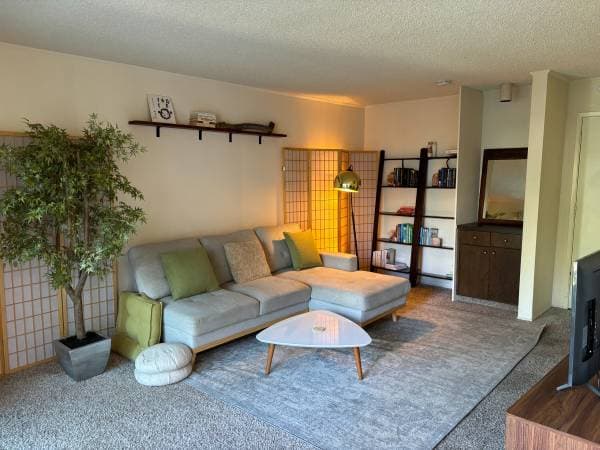 1BR/1BA Condo on Captain Drive · Emeryville photo 1