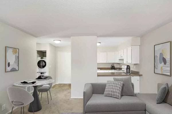 2BR/1BA Apartment on Fig Tree Ln · Pleasant Hill photo 5