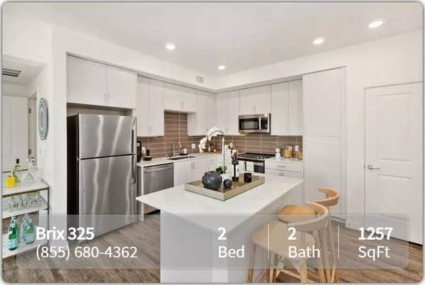 2BR/2BA Apartment on Yolanda Ave · Santa Rosa photo 2