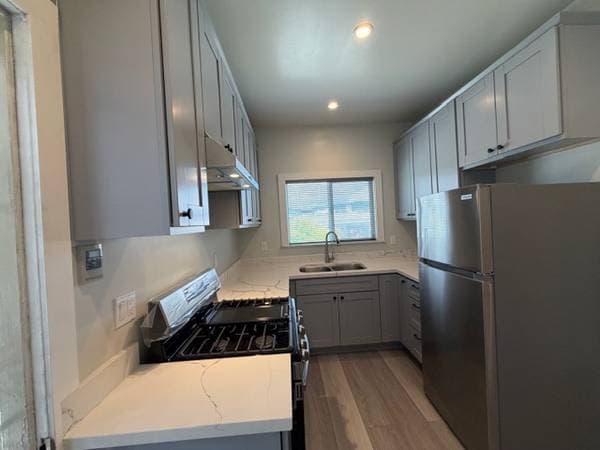 1BR/1BA Apartment on International Blvd · Oakland photo 5