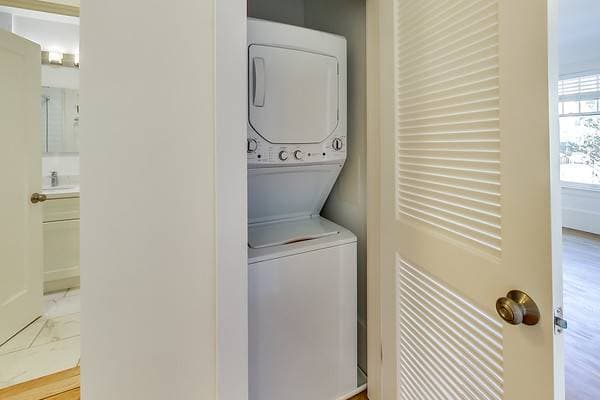 Apartments on Pine Street · San Francisco photo 5