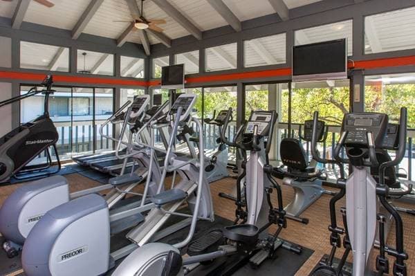 2BR/2BA Apartment on Catamaran Street · San Mateo photo 4