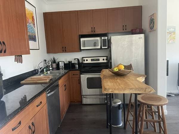 1BR/1BA Condo · Emeryville photo 3
