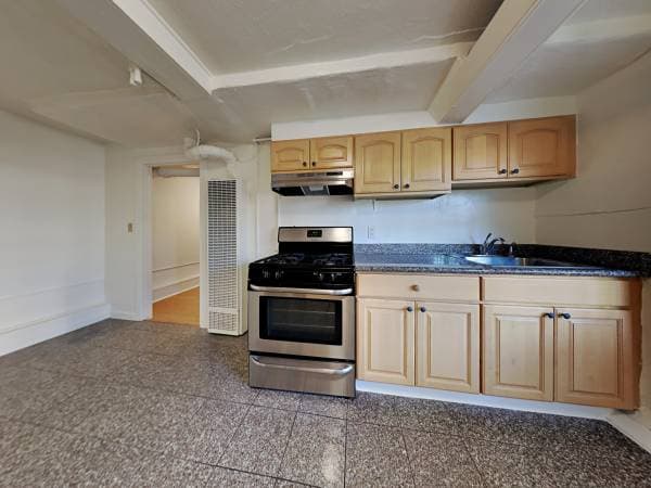 2BR/1BA Apartment on Alcatraz Ave · Oakland photo 2