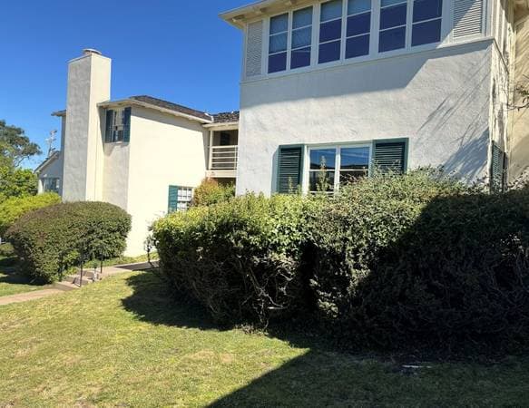 3BR/2BA Apartment on Spruce Street · Berkeley photo 2