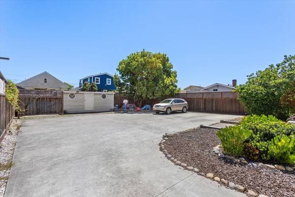 4BR/4BA Duplex on Lincoln Ave · Alameda photo 4
