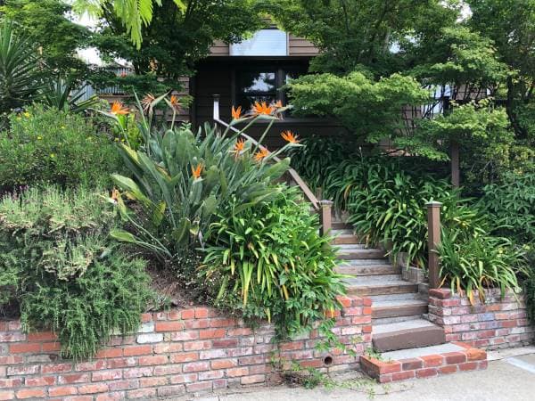 Duplexs on Sherwood Drive · Oakland photo 1
