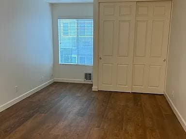 520 Elm Street Apts photo 5