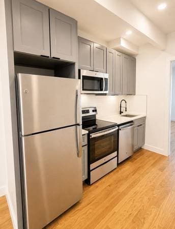 Apartments on W 49th St · New York photo 1