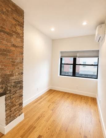 Apartments on W 49th St · New York photo 4
