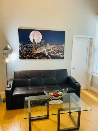 1BR/1BA Apartment · San Francisco photo 3