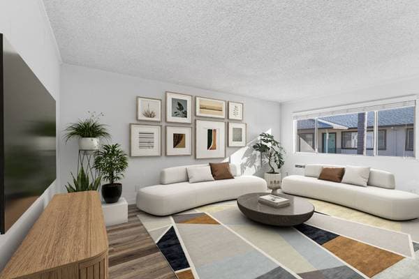 2BR/1BA Apartment on Hollis Avenue · Campbell photo 5