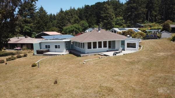 3BR/1BA Single Family House · Trinidad photo 2