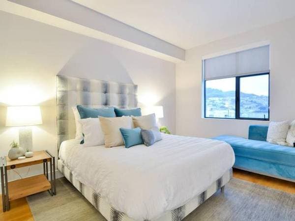 2BR/2BA Apartment on 3rd St. · San Francisco photo 5