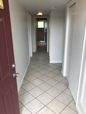 2BR/1BA Apartment on Golden Gate Avenue · Richmond photo 3