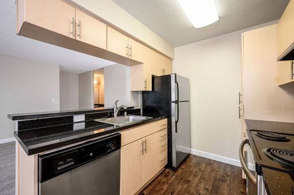 1BR/1BA Apartment on Parkmoor Avenue · San Jose photo 4