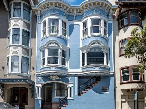 4BR/3BA Flat · San Francisco photo 1