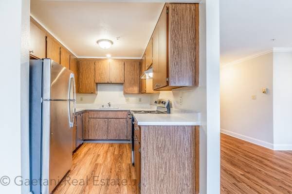 Apartments on Judah Street · San Francisco photo 4